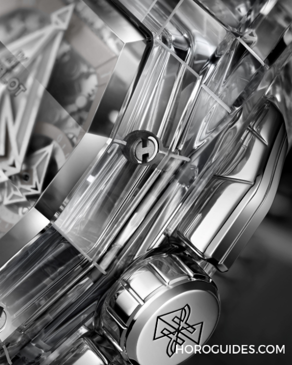 HUBLOT - BIG BANG - 911.JL.0129.RX - 湖水藍寶石首亮相、多切面藍寶石技高一籌｜Hublot W&W 2024新作大秀藍寶石、陶瓷與碳纖維錶殼新色