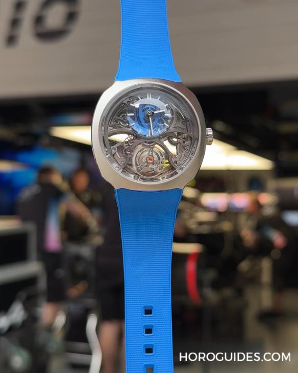 H. MOSER & CIE - STREAMLINER - 6811-1200 - 展現疾速行動力的聯名宣言:H. Moser & Cie.疾速者圓柱陀飛輪鏤空腕錶Alpine限量版