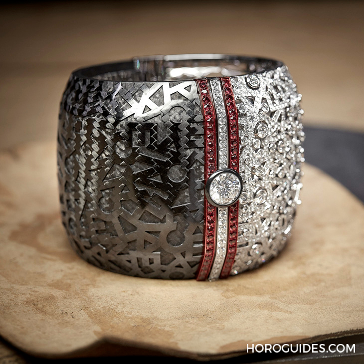 CHANEL - J12 - H9868 - 結合律動自由與實用機能的優雅,CHANEL Sport頂級珠寶系列