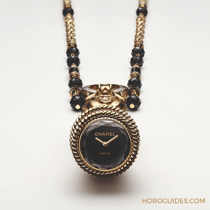 CHANEL - 高級鐘錶 - (Seated Lion 長項鍊錶) - 以香奈兒女士信仰一生的符碼,形塑Lion de Chanel的神秘高雅