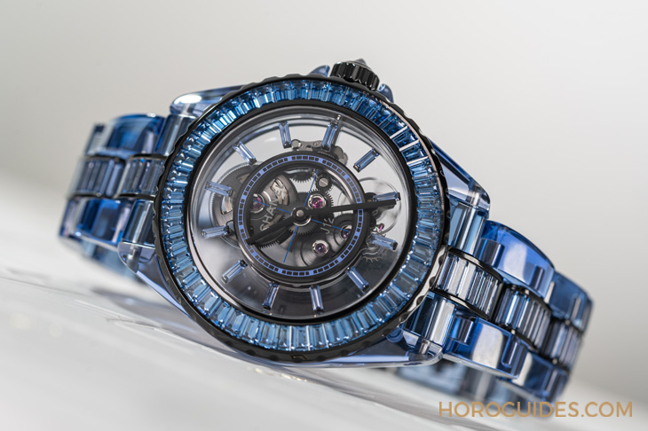 CHANEL - J12 - H10334 - 沉穩幽微、澄澈輕淺,說的都是藍色J12腕錶|CHANEL J12 BLEU腕錶系列