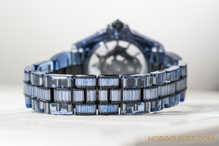 CHANEL - J12 - H10334 - 沉穩幽微、澄澈輕淺,說的都是藍色J12腕錶|CHANEL J12 BLEU腕錶系列