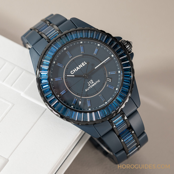 CHANEL - J12 - H10334 - 沉穩幽微、澄澈輕淺,說的都是藍色J12腕錶|CHANEL J12 BLEU腕錶系列