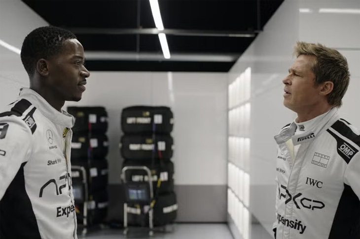 IWC - INGENIEUR - IW328908 - 真假?IWC最新贊助的F1車隊逆襲奪冠,還打造聯名錶款?!布萊德彼特和《F1電影》演給你看