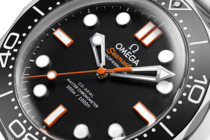 OMEGA - SEAMASTER - 210.30.42.20.01.018 - OMEGA 海馬潛水錶300米腕錶首度帶入橘色