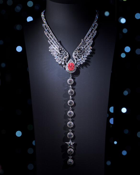 CHANEL - 為妳打造一對能夠摘星的翅膀|CHANEL《Reach For The Stars》頂級珠寶系列