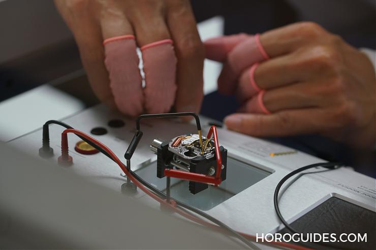 PATEK PHILIPPE - NAUTILUS - 5990/1A-001 - 百達翡麗的志氣：做可以代代相傳的錶