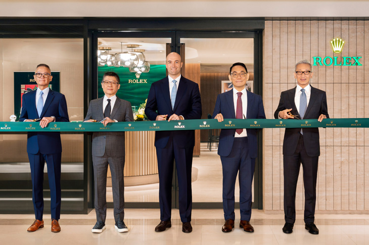 ROLEX - 三角坑紋、日期窗凸透鏡,勞迷一看就懂的空間巧思|勞力士台北麗晶精品專門店全新開幕