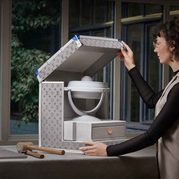 Louis Vuitton × De Bethune重啟子母鐘的古老靈魂|LVDB-03 Sympathique Louis Varius全解析