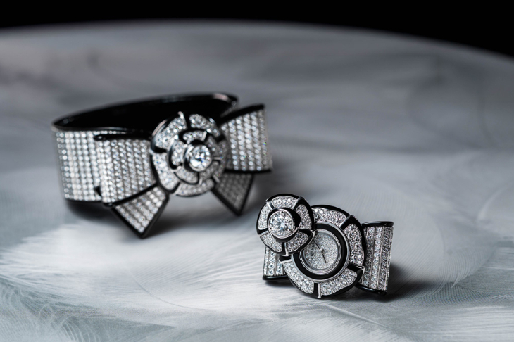 CHANEL - J12 - (J12 鑽石陀飛輪 Caliber 5) - 黑白對比,鑽石燦耀|CHANEL高級製錶2026新作關鍵解析