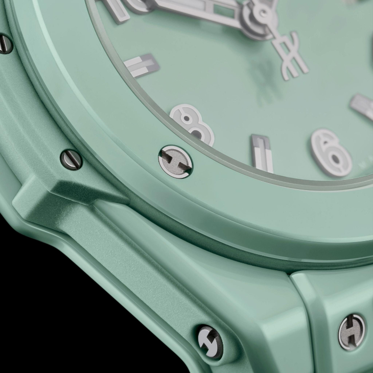 HUBLOT - BIG BANG - 485.ES.5171.RX - 石油藍、薄荷綠加入陣容！Hublot Big Bang 33毫米彩色陶瓷腕錶無鑲鑽版再添新色