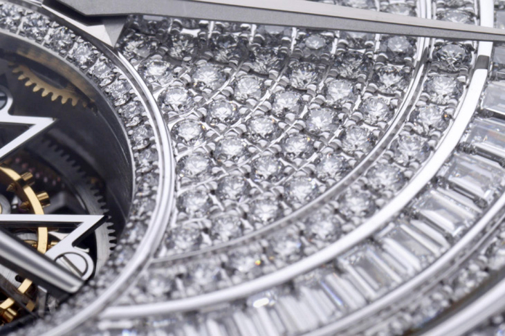 VACHERON CONSTANTIN - TRADITIONNELLE - 3200T/000P-H167 - 從機械創新到工藝極境，江詩丹頓《高複雜製錶工藝展》揭開270年製錶傳承