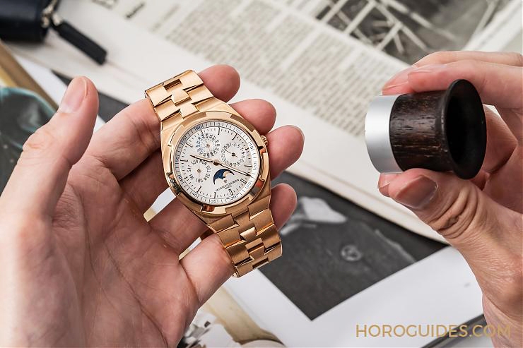 VACHERON CONSTANTIN - OVERSEAS - 4300V/120R-B064 - 8.1mm的纖薄優雅，收放自如的瀟灑快意｜江詩丹頓Overseas超薄萬年曆