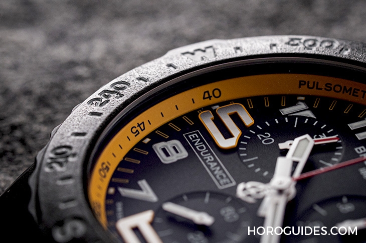 BREITLING - Endurance Pro - X82310A41B1S1 - 極輕、夠準,還有點帥:滿足專業運動錶的三項條件|百年靈Endurance Pro