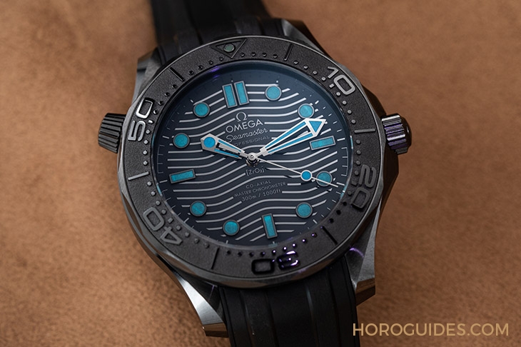 OMEGA - SEAMASTER - 210.92.44.20.01.003 - 一身黑也要有層次|歐米茄陶瓷黑海馬Seamaster Diver 300M Black Black