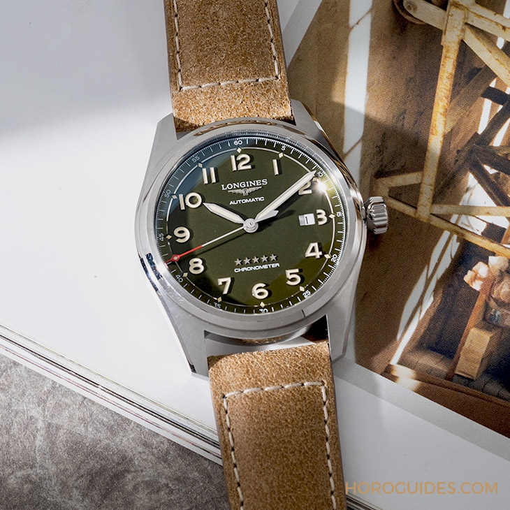 LONGINES - SPIRIT - L3.811.4.03.2 - 披上軍綠、遊走城市,我們都是先行者|浪琴表Spirit系列全新綠面