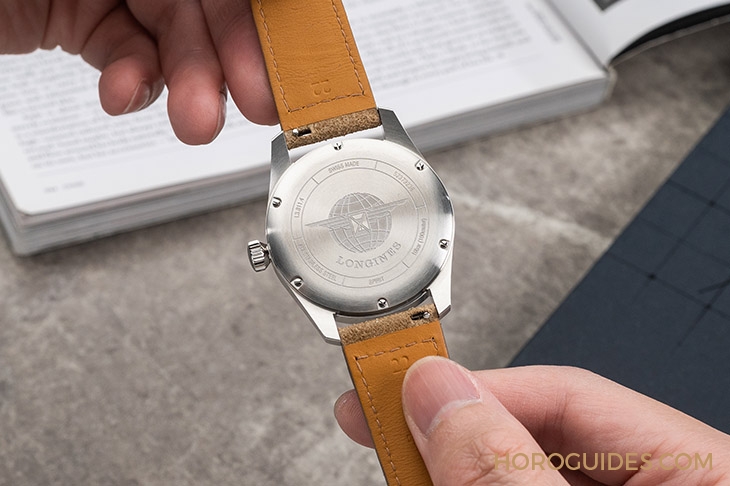 LONGINES - SPIRIT - L3.811.4.03.2 - 披上軍綠、遊走城市,我們都是先行者|浪琴表Spirit系列全新綠面