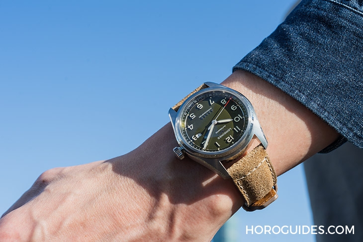 LONGINES - SPIRIT - L3.811.4.03.2 - 披上軍綠、遊走城市,我們都是先行者|浪琴表Spirit系列全新綠面