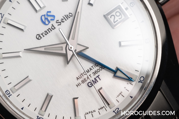 GRAND SEIKO - 少見的藍色GS logo!白面藍針GRAND SEIKO Hi-beat GMT為44GS 55週年揭開序幕