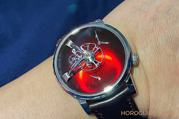 MB&F - LEGACY MACHINES - 51.SL.MR - IG影響力人物:樊慰慈的傳承錶款