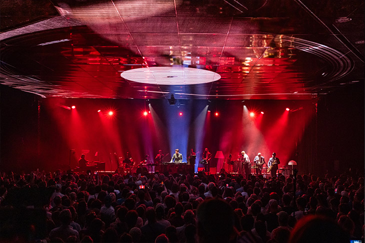 AUDEMARS PIGUET - ROYAL OAK OFFSHORE - 77600CE.OO.A002CA.01 - 身為傳奇的共通點:AUDEMARS PIGUET愛彼攜手蒙特勒爵士音樂節