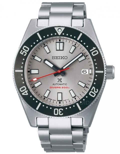 ROLEX - OYSTER PERPETUAL - 124300-0008 - TOP 100名錶熱搜排行榜:8月重點速報