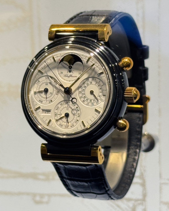 IWC - INGENIEUR - IW328908 - 親訪IWC沙夫豪森：走進機芯背後的真實世界