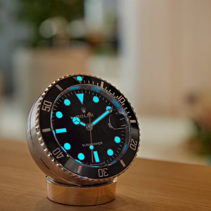 ROLEX - SUBMARINER - 909010LN-0001 - 你是勞力士鐵粉嗎？從潛水錶到座鐘及袖扣，勞力士推出配飾系列