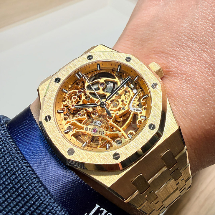 AUDEMARS PIGUET - ROYAL OAK - 26674CD.OO.1225CD.01 - AP愛彼新錶重點分析：自製機芯、經典重塑，讓當代時計合適佩戴的創新推進