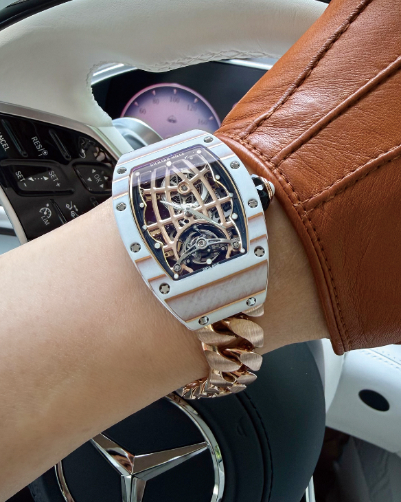 RICHARD MILLE - WOMEN - RM 74-02 - 衝動，還是理性？藏家Big-D最愛的新收藏｜HOROGUIDES雜誌Vol.10 特別企劃