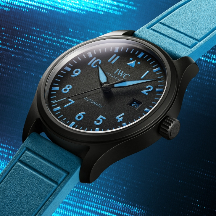 IWC - PILOT - IW389411 - IWC聯手George Russell打造限量飛行員腕錶，致敬F1賽道精神