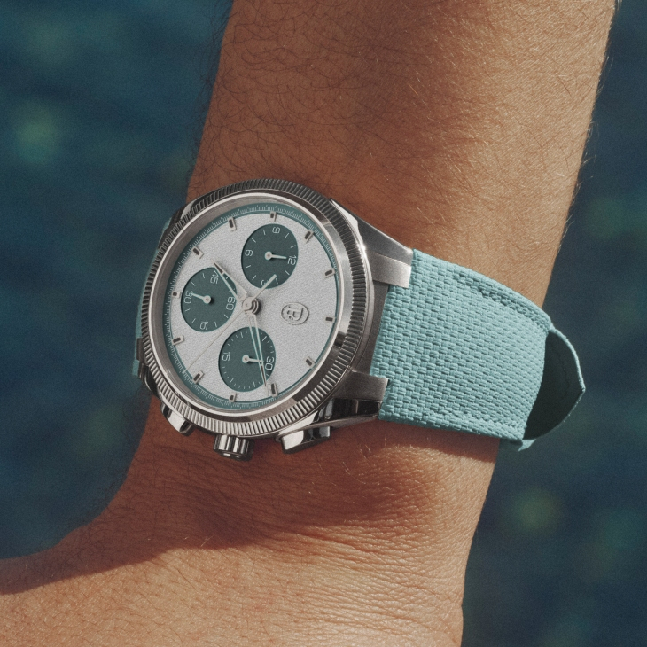 PARMIGIANI FLEURIER - TONDA - PFC931-1020023-400182 - 粼粼碧波，光影交織｜PARMIGIANI FLEURIER Tonda PF Sport計時碼錶「Silver Verzasca」新款