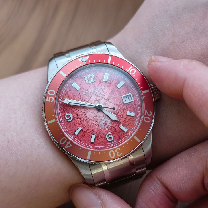 MONTBLANC - ICED SEA - 135762 - 冰海幻色,歲月成紋|MONTBLANC 2026年Iced Sea系列新作一覽