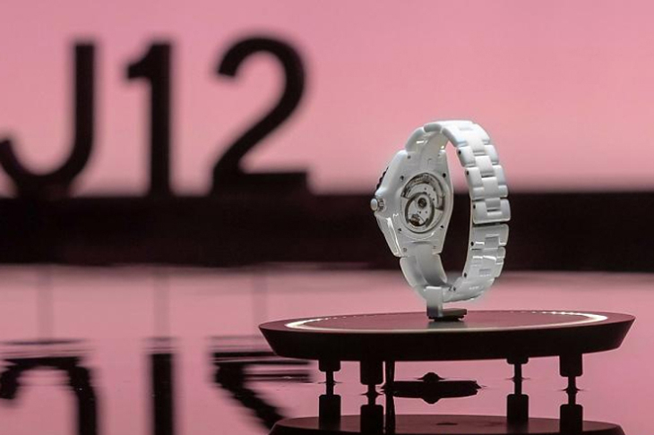 CHANEL - J12 - H9632 - CHANEL ACADEMY 深度專訪｜廣田雅將談J12：一枚時計如何超越時尚，成為現代經典？