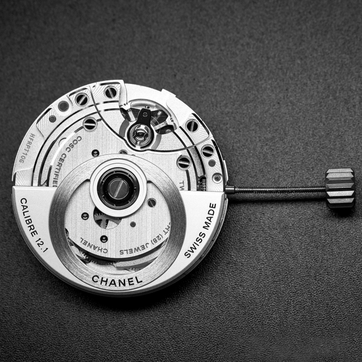 CHANEL - J12 - H9632 - CHANEL ACADEMY 深度專訪｜廣田雅將談J12：一枚時計如何超越時尚，成為現代經典？