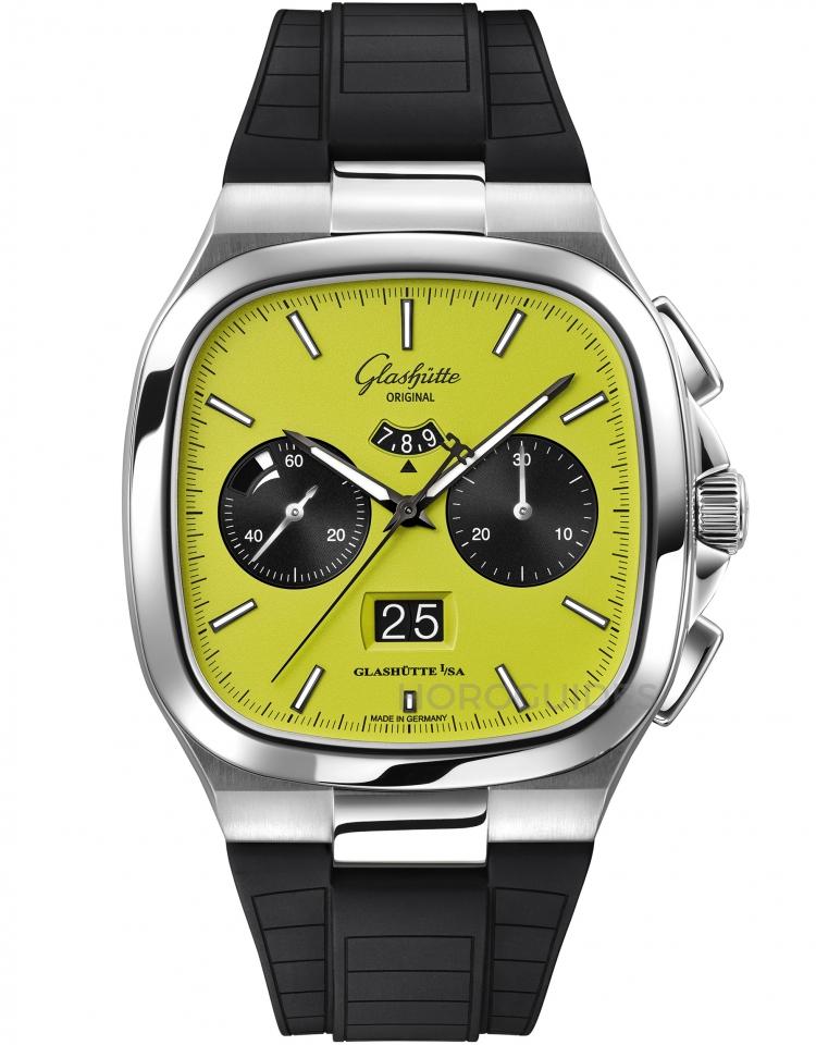 Seventies Chronograph Panorama Date